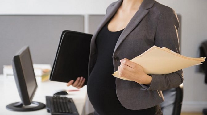 Goodbye work: voluntary dismissal after maternity leave